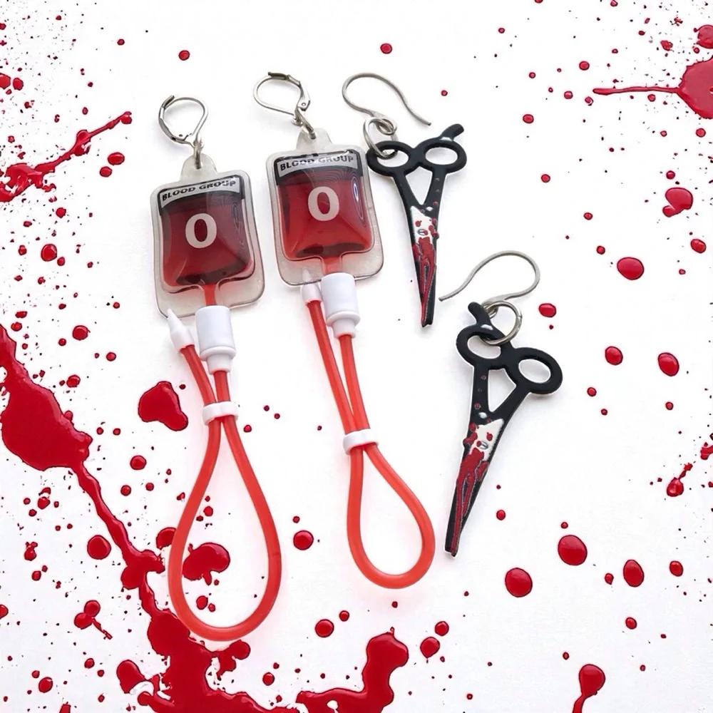π Blood Bag Type O and Bloody Scissors Earrings - Picture 1 of 4